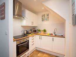 Beddoe Apartments