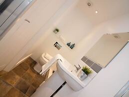 Beddoe Apartments