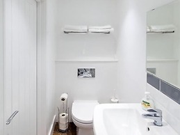 Beddoe Apartments