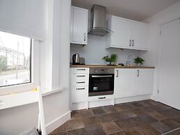 Beddoe Apartments