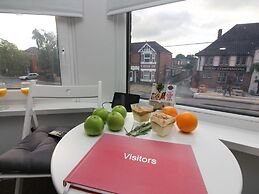 Beddoe Apartments