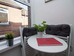 Beddoe Apartments