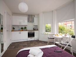 Beddoe Apartments