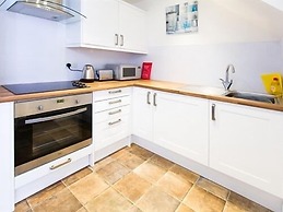 Beddoe Apartments