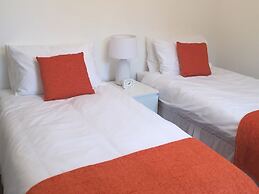 Beddoe Apartments