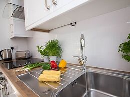 Beddoe Apartments