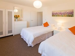 Beddoe Apartments
