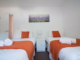 Beddoe Apartments