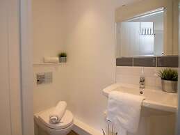 Beddoe Apartments