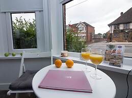 Beddoe Apartments