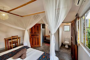 Kamunjila Lodge