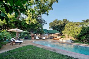 Kamunjila Lodge