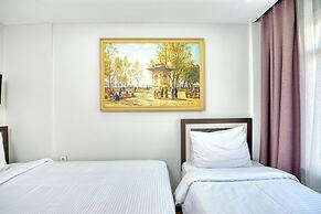 Bright Apart Hotel