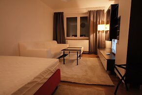 SL'otel - Budget