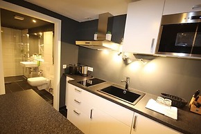 SL'otel - Budget