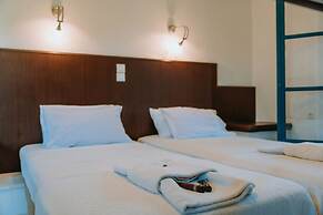 Karavostasi Beach Hotel