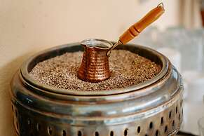 Karavostasi Beach Hotel