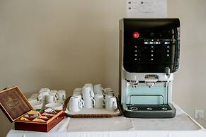 Karavostasi Beach Hotel