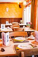 The Saracens Head Inn