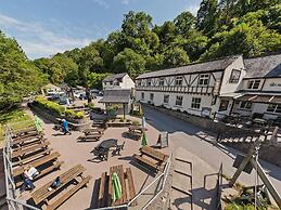 The Saracens Head Inn