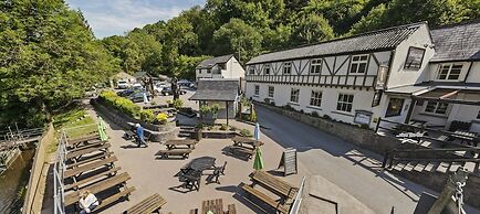 The Saracens Head Inn
