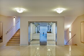 Golden Fish Hotel Apartments