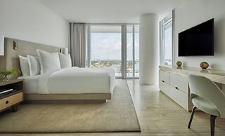 Four Seasons Hotel at The Surf Club