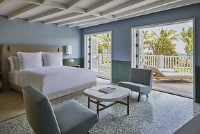 Four Seasons Hotel at The Surf Club