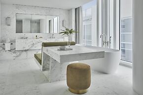 Four Seasons Hotel at The Surf Club