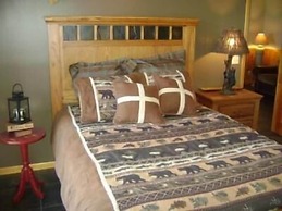 Lakehurst Lodge 5 Bedroom by Your Lake vacation