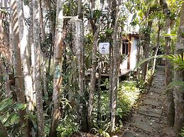 Casa Jardim Bangalôs