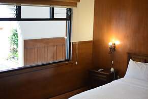 Hotel Ambassador