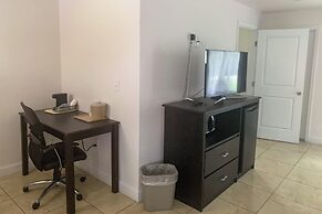 Everglades City Motel