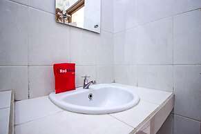 RedDoorz Plus @ Wastu Kencana