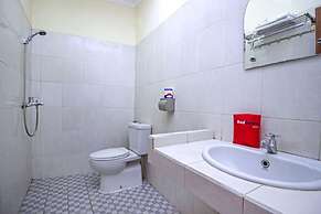RedDoorz Plus @ Wastu Kencana