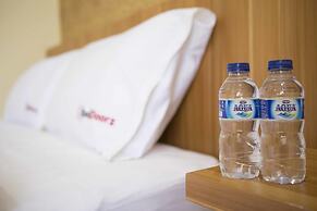 RedDoorz Plus near Parahyangan University