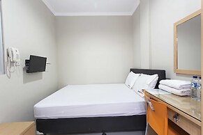 RedDoorz @ Mangga Besar 2