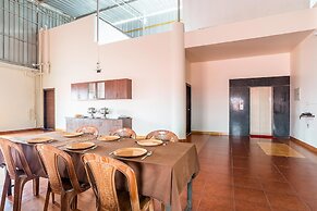 Treebo Pappilon Palace - PVS Circle