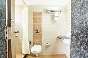 Treebo Pappilon Palace - PVS Circle