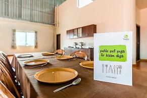 Treebo Pappilon Palace - PVS Circle