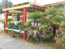 Little Shamrock Motel