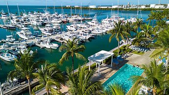 Oceans Edge Key West Resort, Hotel & Marina