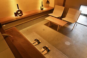 Kuraya Kiyomizu-Gojo