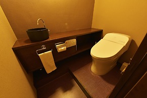 Kuraya Kiyomizu-Gojo