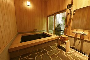 Kuraya Kiyomizu-Gojo