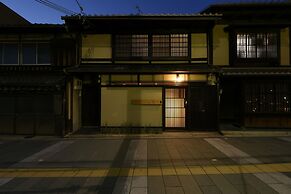 Kuraya Kiyomizu-Gojo