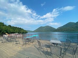 Shikaribetsu Lakeside Onsen Hotel Fusui