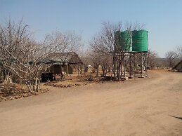 Liya Lodge and Campsite