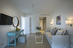 Leonardo Plaza Cypria Maris Beach Hotel & Spa