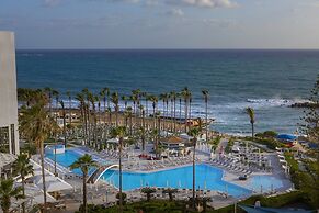 Leonardo Plaza Cypria Maris Beach Hotel & Spa
